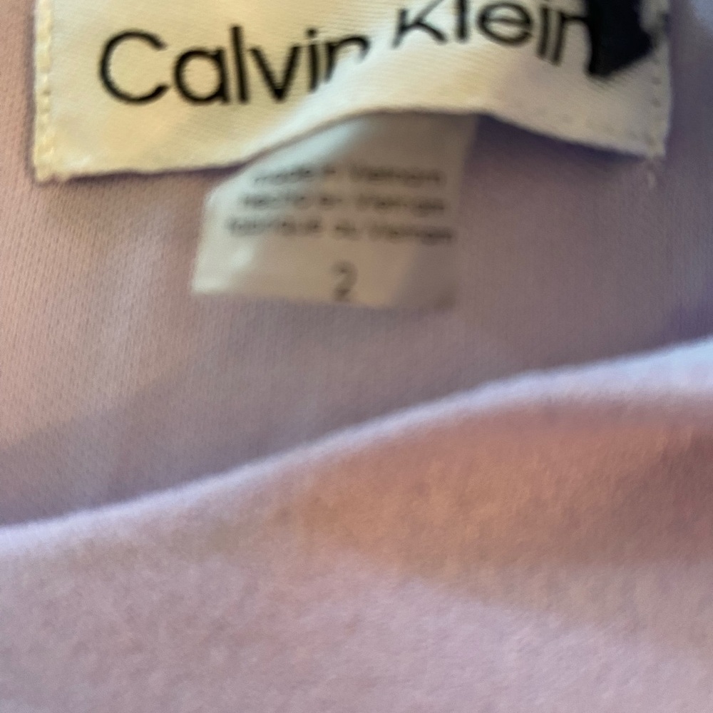 CALVIN KLEIN Lavender Scuba Crepe Sheath Dress with Bell Sleeve. Size 2. - Picture 5 of 8